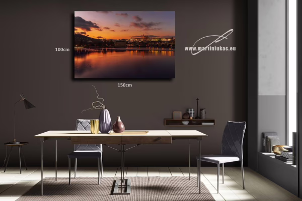 Vizualizace obrazu se západem slunce nad Prahou na zdi, k prodeji v našem eshopu, autor Martin Lukač, pražský fotograf, www.martinlukac.eu