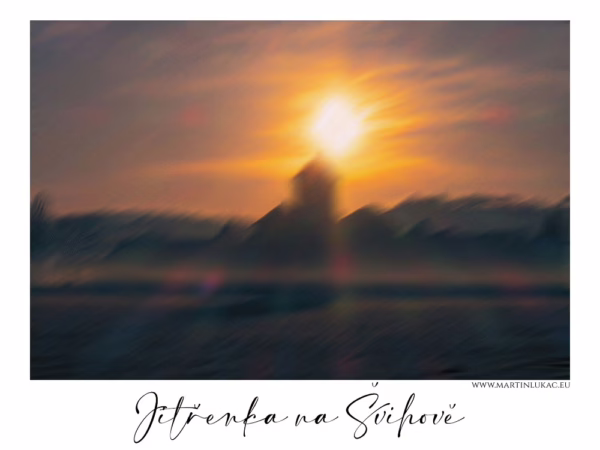 Silueta hradu Švihov v ranním světle zahaleném do zlaté záře, autor Martin Lukač, pražský fotograf, www.martinlukac.eu
