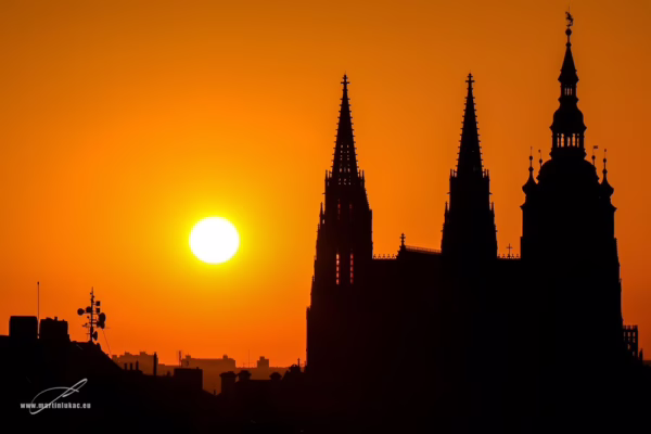 Stmívání nad Pražským hradem v barevné verzi, autor Martin Lukač, pražský fotograf, www.martinlukac.eu