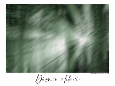 Neviditelný stín, který šeptá zevnitř... Abstraktní obraz v zelenošedých tónech evokující neklid a psychickou tíhu, autor Martin Lukač, pražský fotograf, www.martinlukac.eu