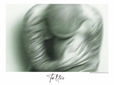 Zachycený dotek duše na kůži... Abstraktní akt lidského těla v jemném pohybu, autor Martin Lukač, pražský fotograf, www.martinlukac.eu